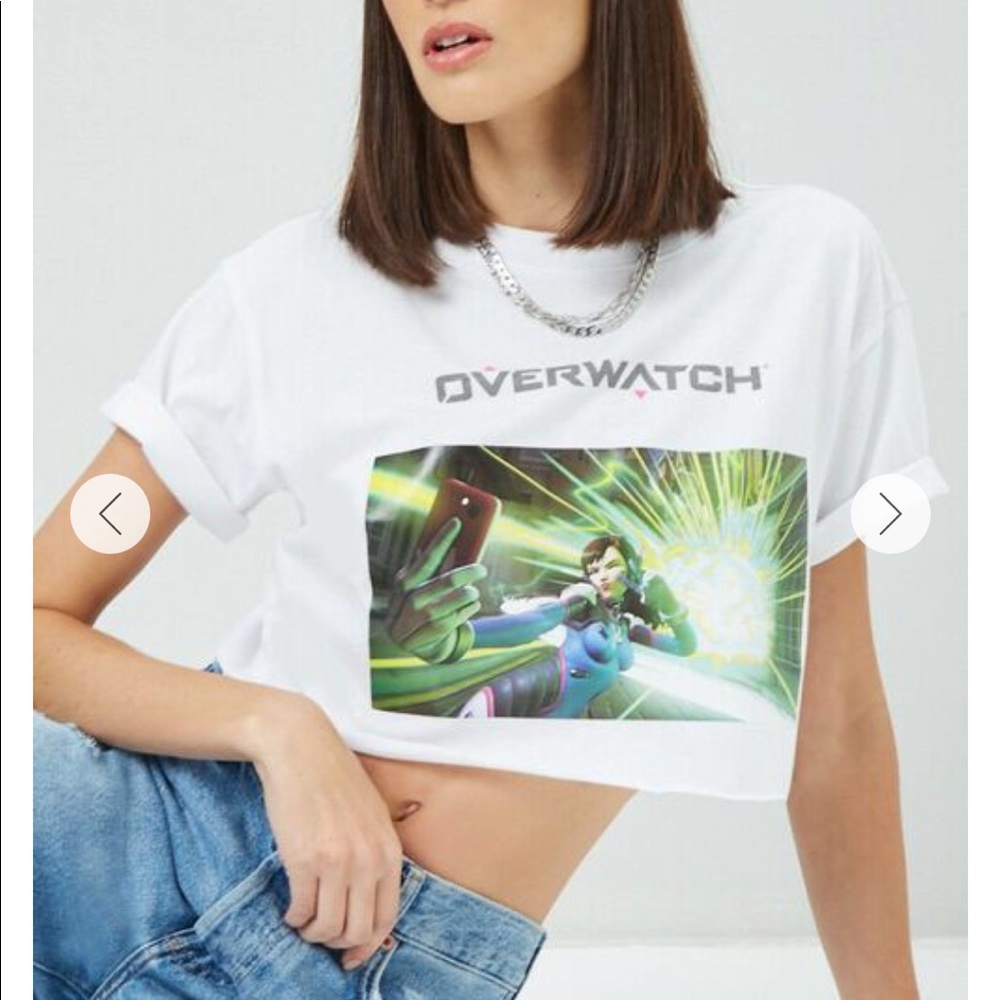 Overwatch Graphic Cropped Tee
